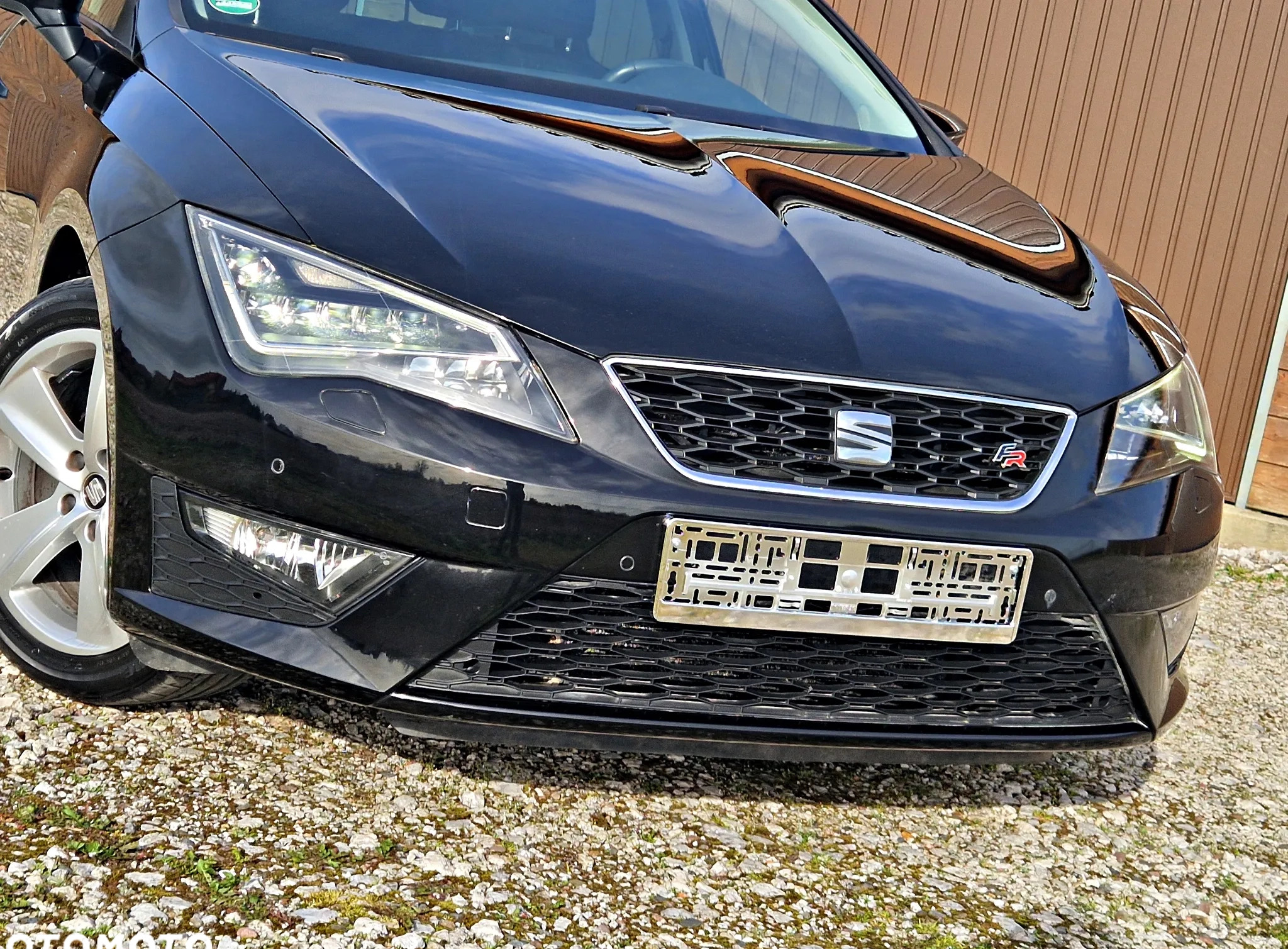 Seat Leon cena 47900 przebieg: 208000, rok produkcji 2015 z Września małe 781